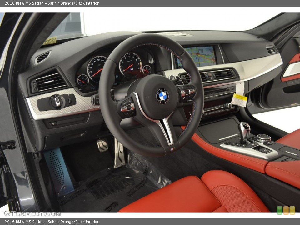 Sakhir Orange/Black Interior Photo for the 2016 BMW M5 Sedan #108505211