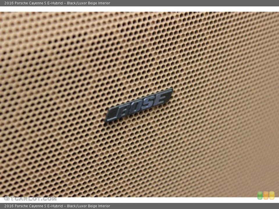 Black/Luxor Beige Interior Audio System for the 2016 Porsche Cayenne S E-Hybrid #108508433