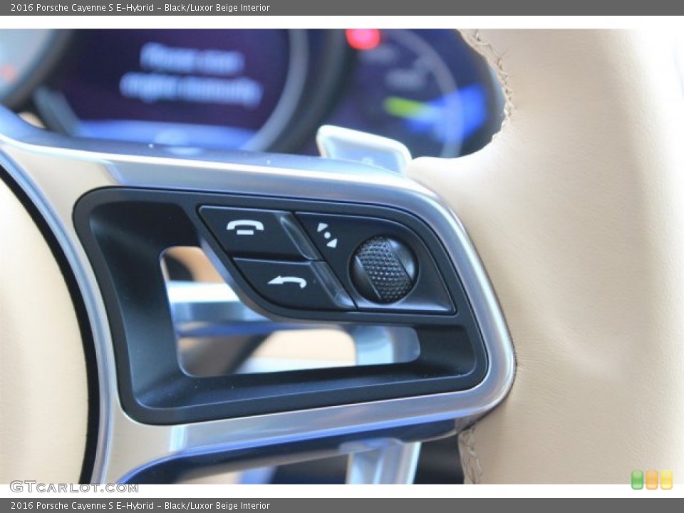 Black/Luxor Beige Interior Controls for the 2016 Porsche Cayenne S E-Hybrid #108508796