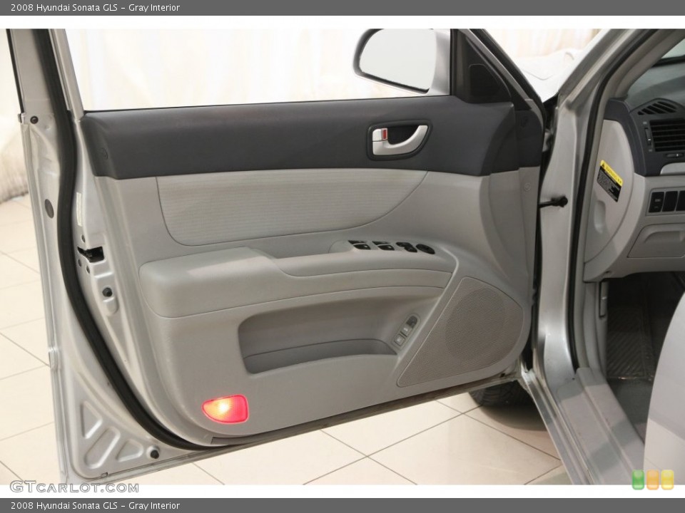 Gray Interior Door Panel for the 2008 Hyundai Sonata GLS #108510308