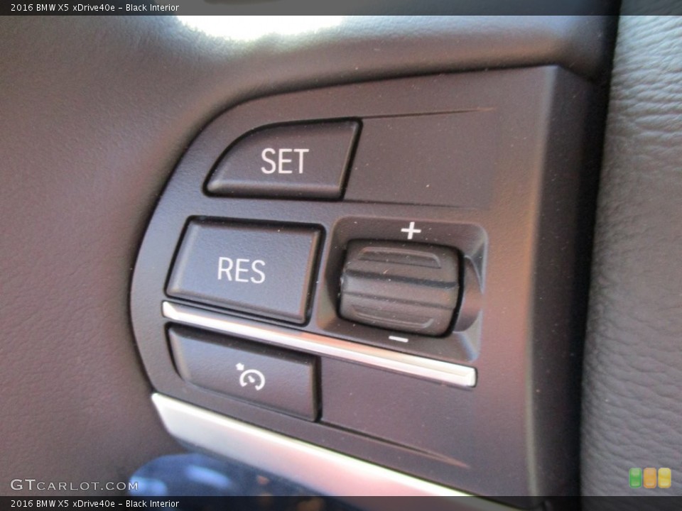 Black Interior Controls for the 2016 BMW X5 xDrive40e #108739790