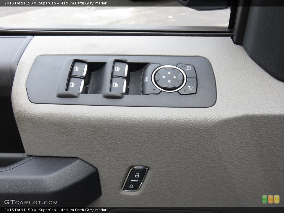 Medium Earth Gray Interior Controls for the 2016 Ford F150 XL SuperCab #108763984