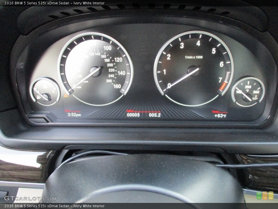 Ivory White Interior Gauges for the 2016 BMW 5 Series 535i xDrive Sedan #108801267