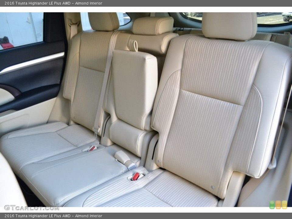 Almond Interior Rear Seat for the 2016 Toyota Highlander LE Plus AWD #108804854