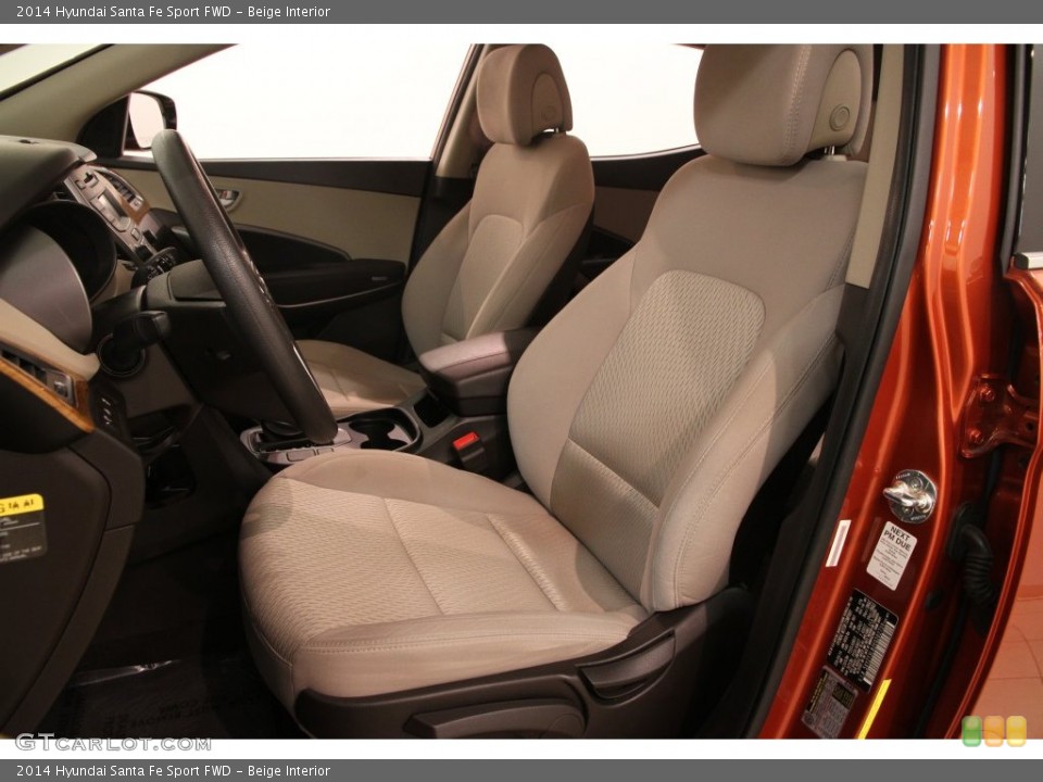 Beige Interior Photo for the 2014 Hyundai Santa Fe Sport FWD #108829601