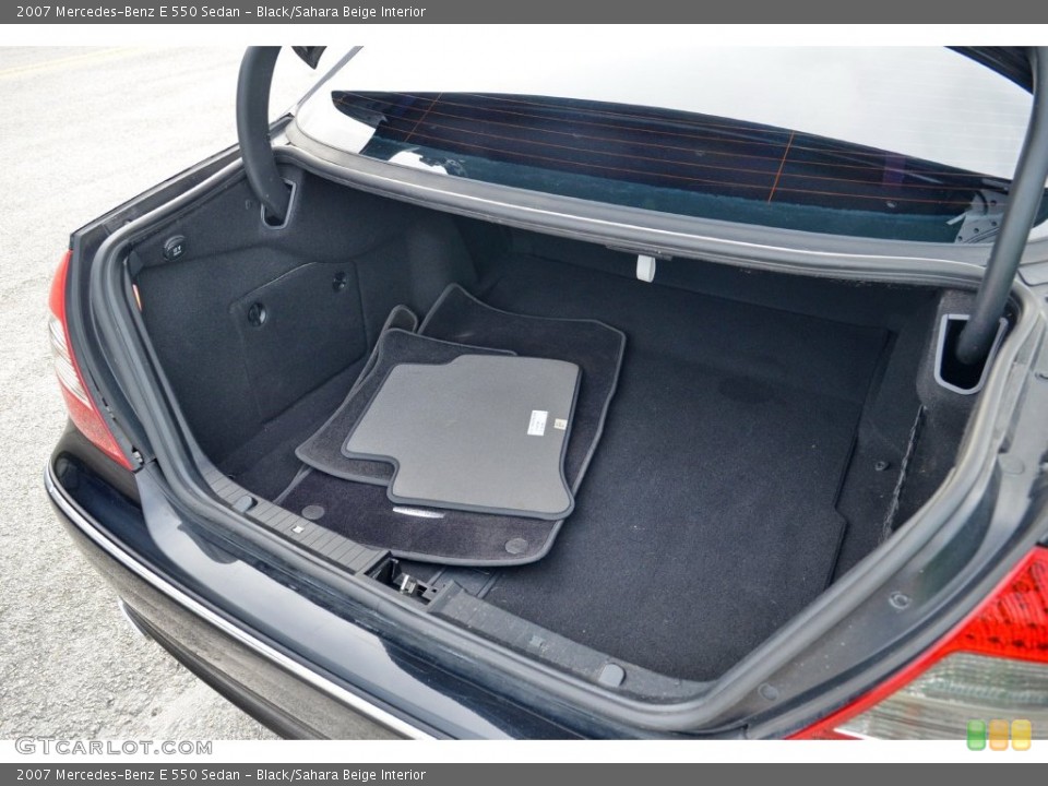 Black/Sahara Beige Interior Trunk for the 2007 Mercedes-Benz E 550 Sedan #108849728