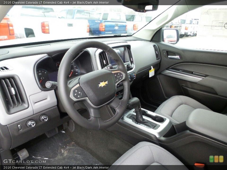 Jet Black/Dark Ash 2016 Chevrolet Colorado Interiors