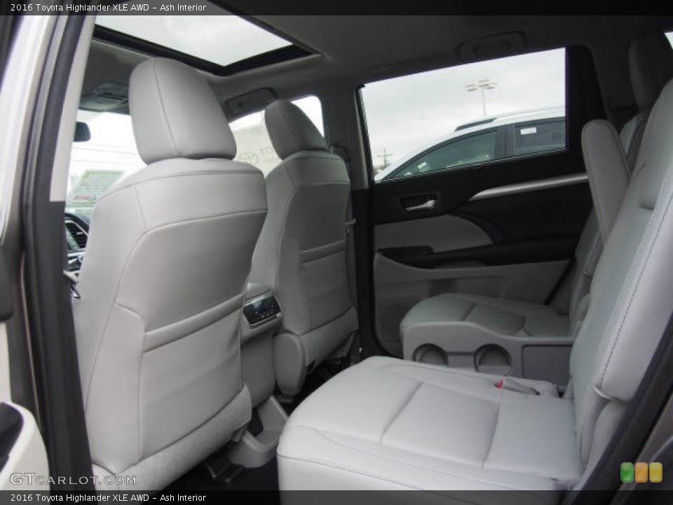 Ash Interior Rear Seat for the 2016 Toyota Highlander XLE AWD #108875960