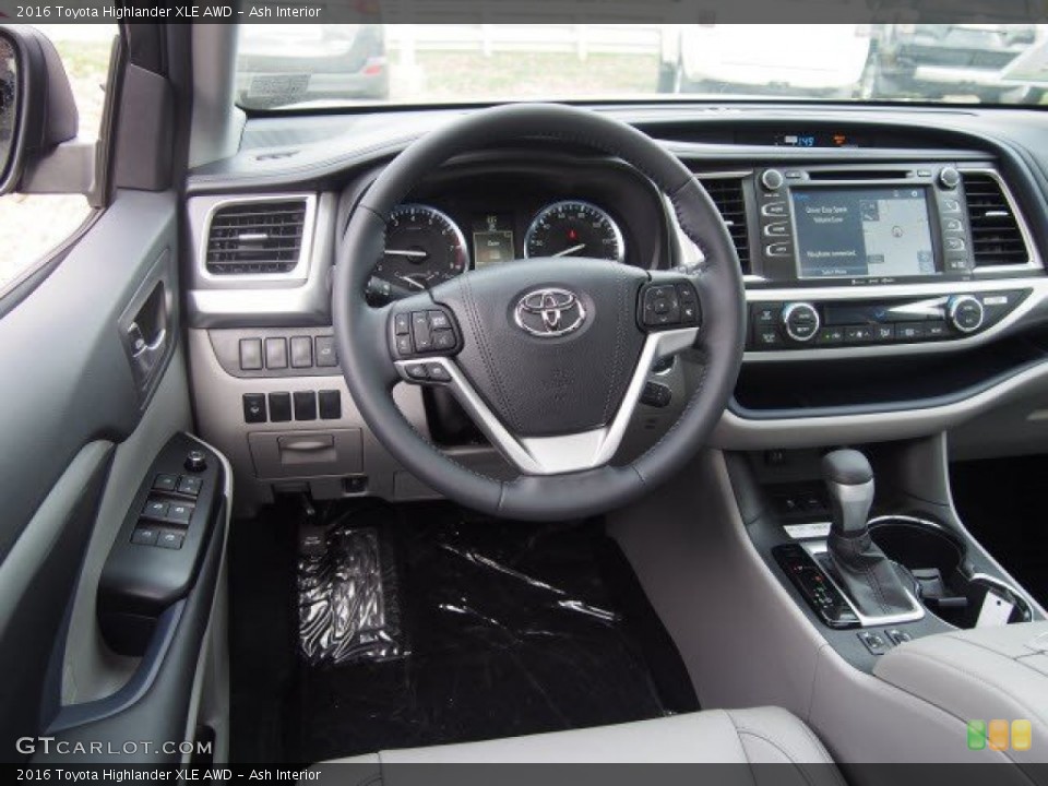 Ash Interior Dashboard for the 2016 Toyota Highlander XLE AWD #108875984