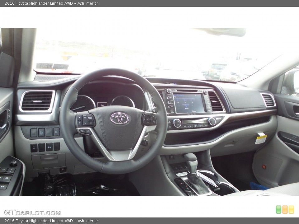 Ash Interior Dashboard for the 2016 Toyota Highlander Limited AWD #108922577