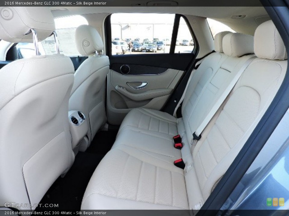 Silk Beige Interior Rear Seat for the 2016 Mercedes-Benz GLC 300 4Matic #108975748