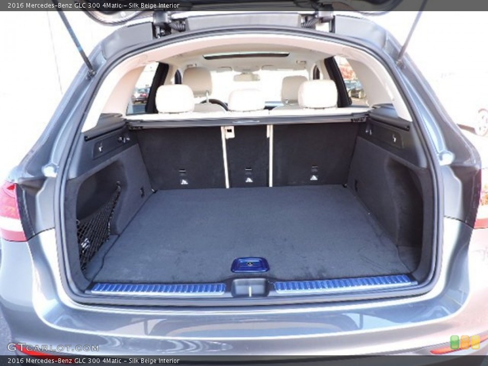 Silk Beige Interior Trunk for the 2016 Mercedes-Benz GLC 300 4Matic #108975770