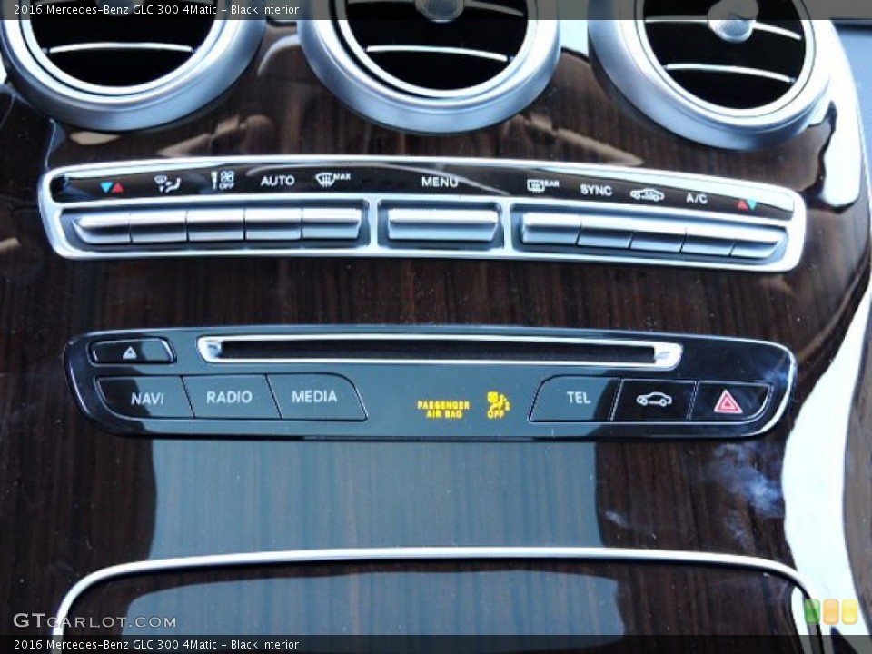 Black Interior Controls for the 2016 Mercedes-Benz GLC 300 4Matic #108976337