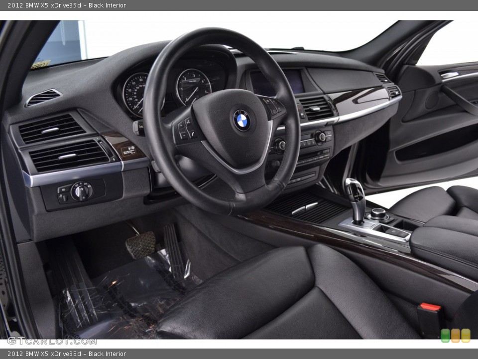 Black Interior Photo for the 2012 BMW X5 xDrive35d #109099024
