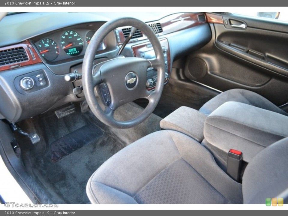Gray Interior Photo for the 2010 Chevrolet Impala LS #109123641