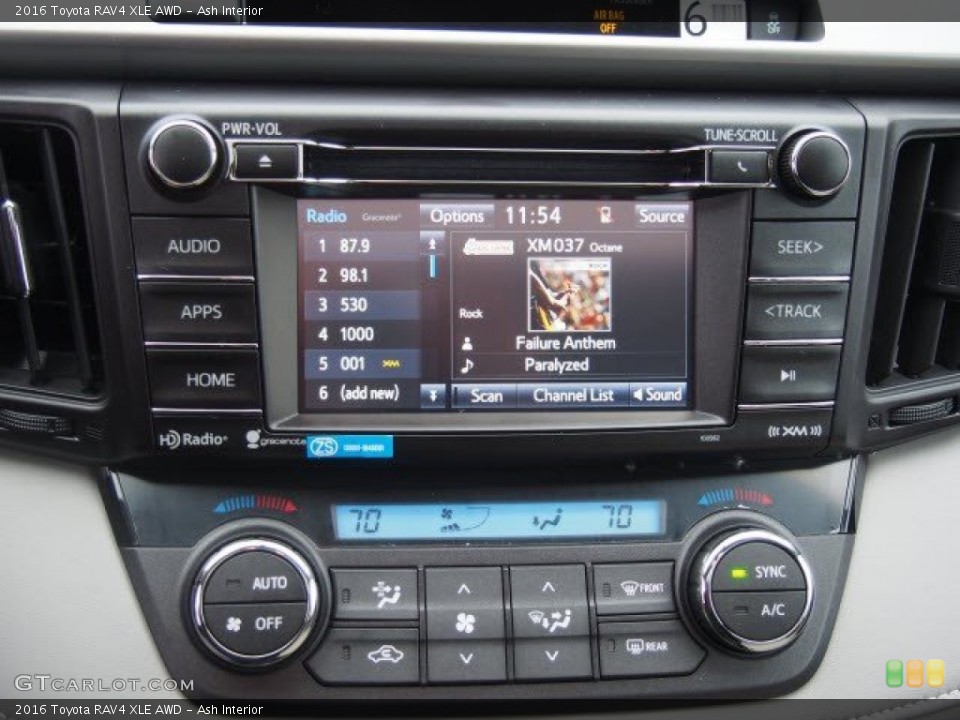 Ash Interior Controls for the 2016 Toyota RAV4 XLE AWD #109192981
