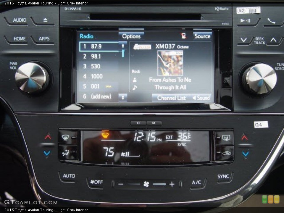 Light Gray Interior Controls for the 2016 Toyota Avalon Touring #109194394