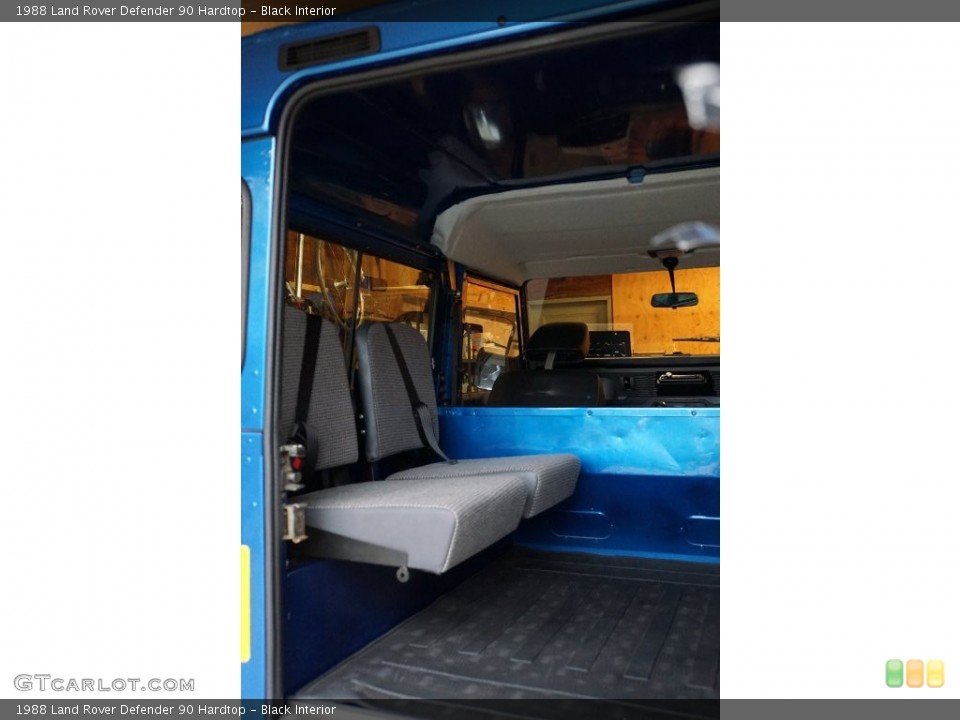 Black Interior Rear Seat for the 1988 Land Rover Defender 90 Hardtop #109248010