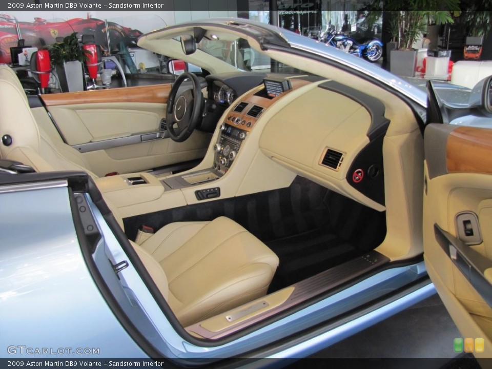 Sandstorm Interior Photo for the 2009 Aston Martin DB9 Volante #109393009