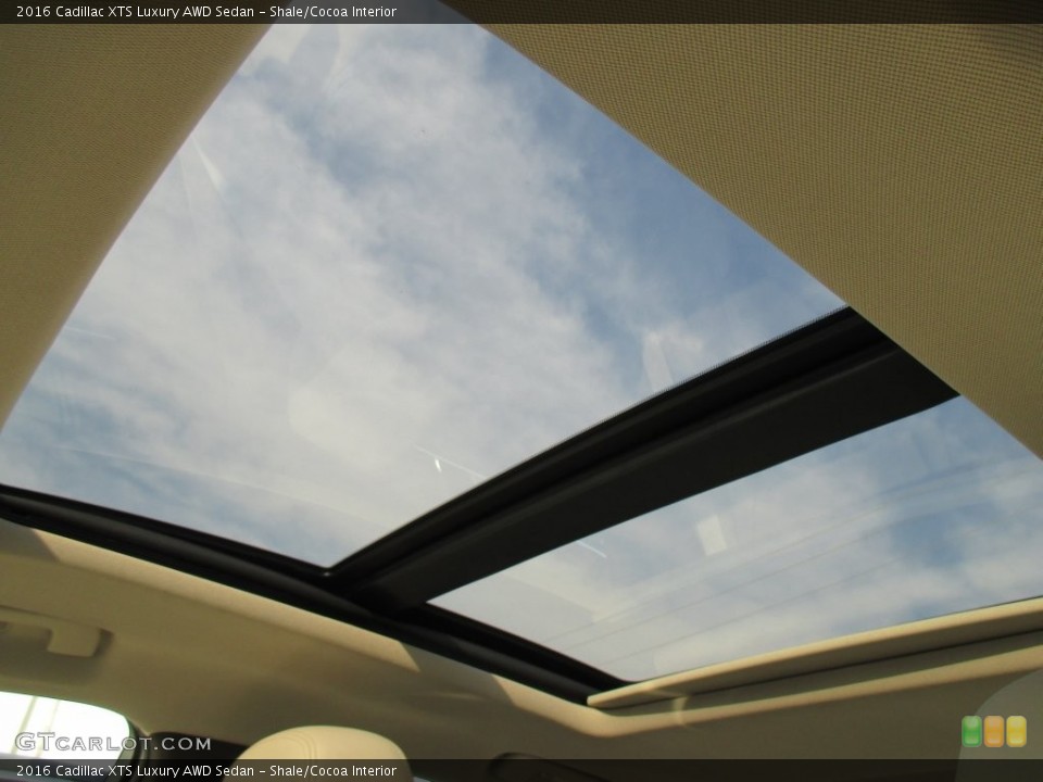 Shale/Cocoa Interior Sunroof for the 2016 Cadillac XTS Luxury AWD Sedan #109409512