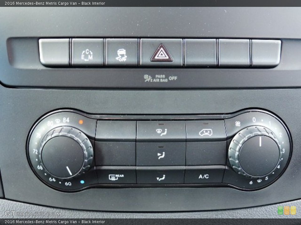 Black Interior Controls for the 2016 Mercedes-Benz Metris Cargo Van #109413525