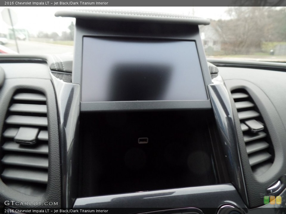 Jet Black/Dark Titanium Interior Controls for the 2016 Chevrolet Impala LT #109433259