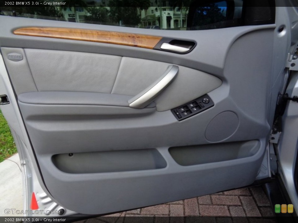 Grey Interior Door Panel for the 2002 BMW X5 3.0i #109442832