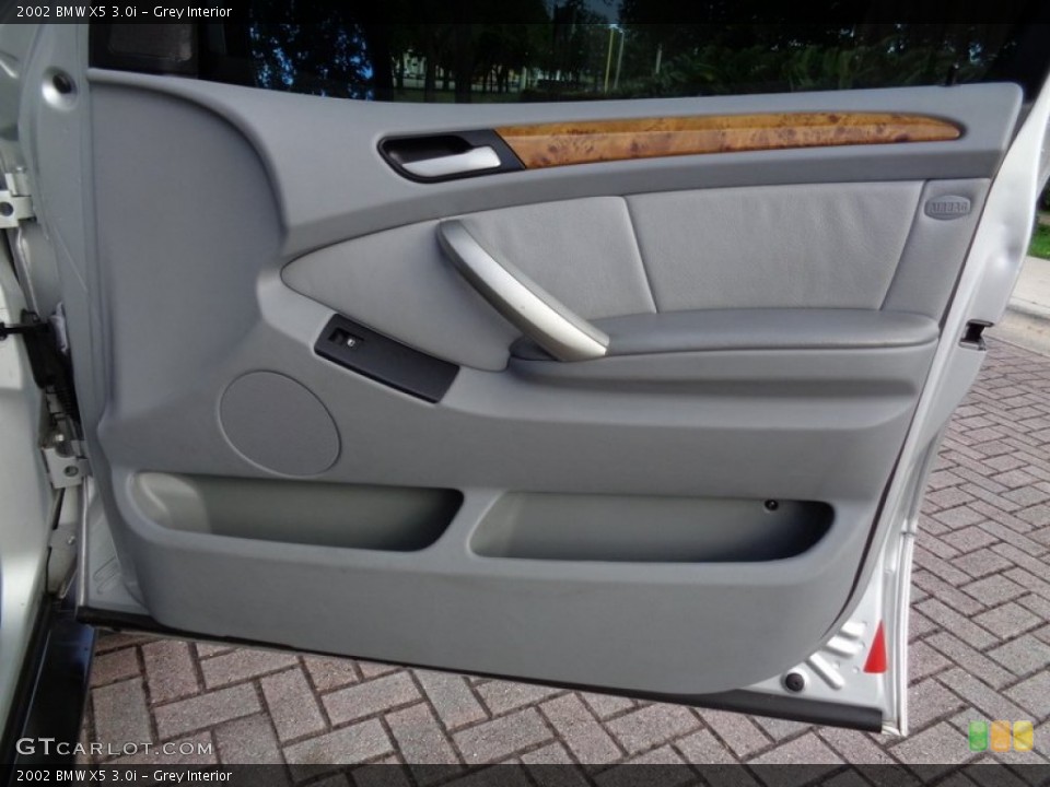 Grey Interior Door Panel for the 2002 BMW X5 3.0i #109442868