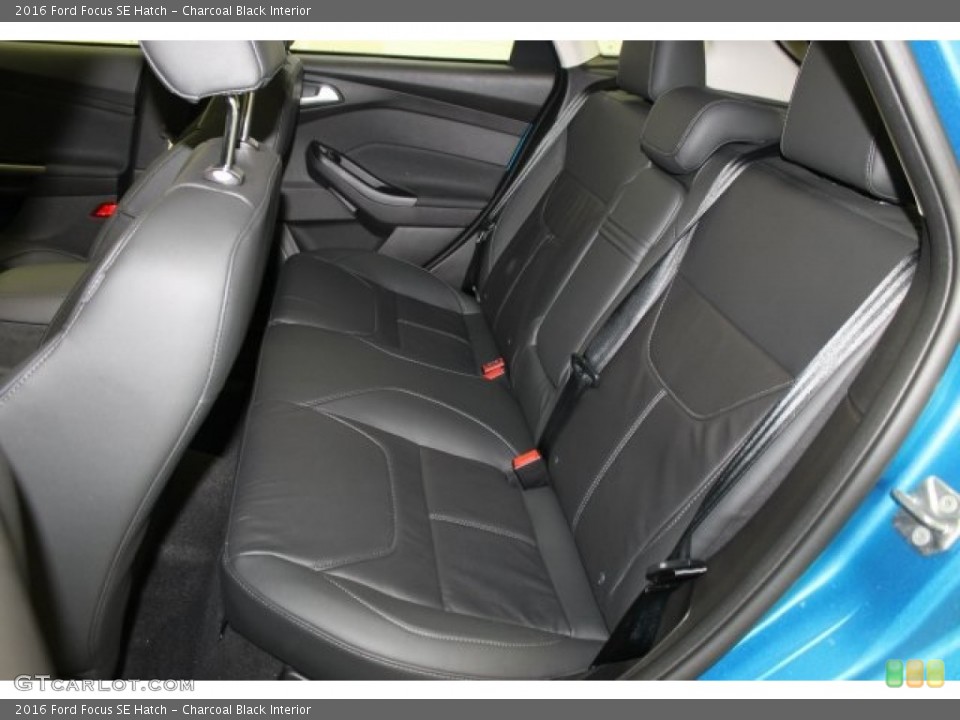 Charcoal Black Interior Rear Seat for the 2016 Ford Focus SE Hatch #109480104