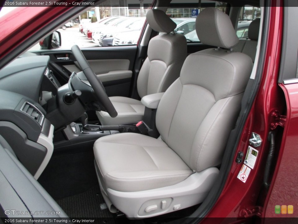 Gray Interior Photo for the 2016 Subaru Forester 2.5i Touring #109486391