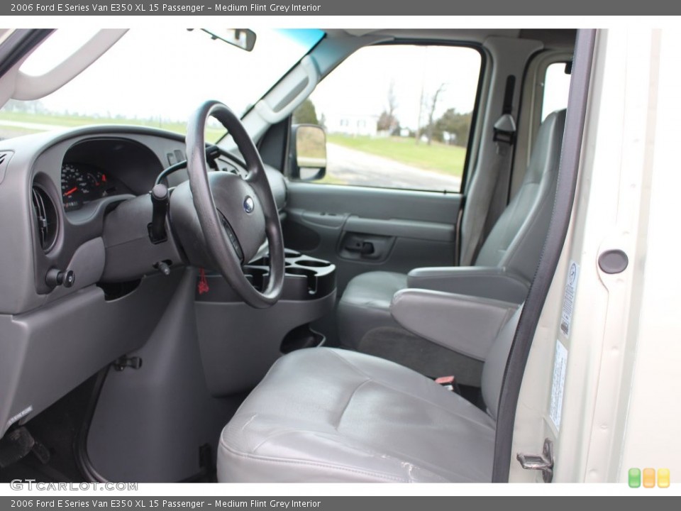 Medium Flint Grey Interior Photo for the 2006 Ford E Series Van E350 XL 15 Passenger #109493162