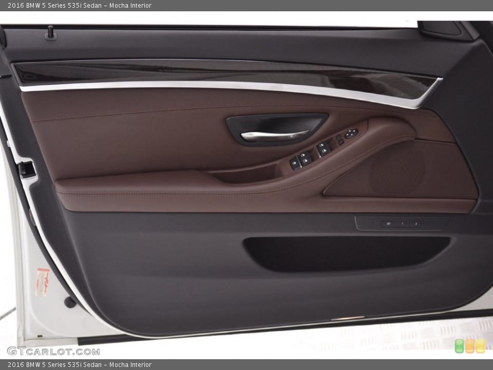 Mocha Interior Door Panel for the 2016 BMW 5 Series 535i Sedan #109522810