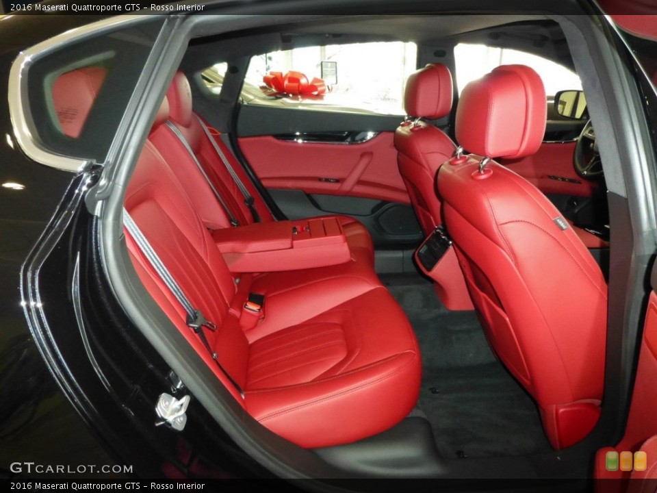 Rosso Interior Rear Seat for the 2016 Maserati Quattroporte GTS #109541172