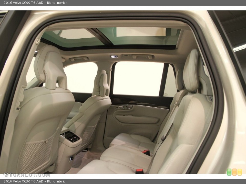 Blond Interior Rear Seat for the 2016 Volvo XC90 T6 AWD #109564242