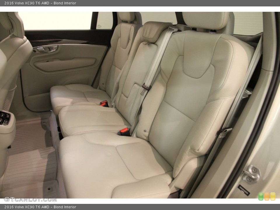 Blond Interior Rear Seat for the 2016 Volvo XC90 T6 AWD #109564266
