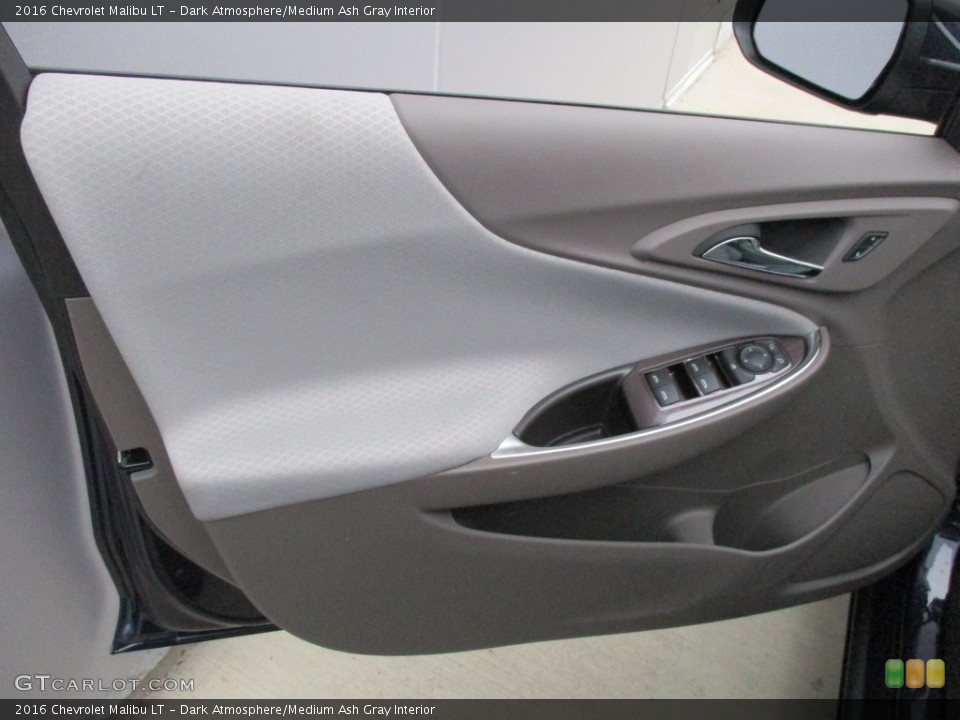 Dark Atmosphere/Medium Ash Gray Interior Door Panel for the 2016 Chevrolet Malibu LT #109564728