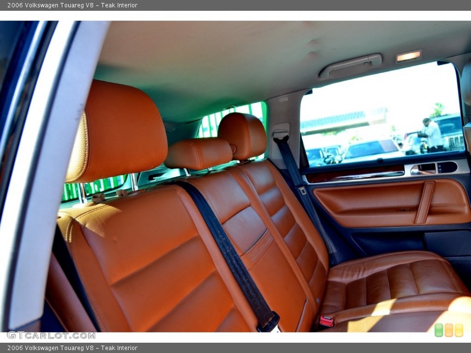 Teak Interior Rear Seat for the 2006 Volkswagen Touareg V8 #109570021