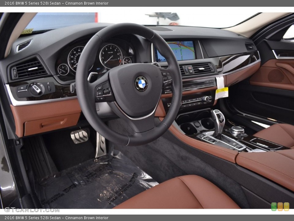 Cinnamon Brown Interior Photo for the 2016 BMW 5 Series 528i Sedan #109586021