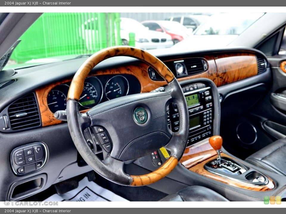 Charcoal Interior Photo for the 2004 Jaguar XJ XJ8 #109612822