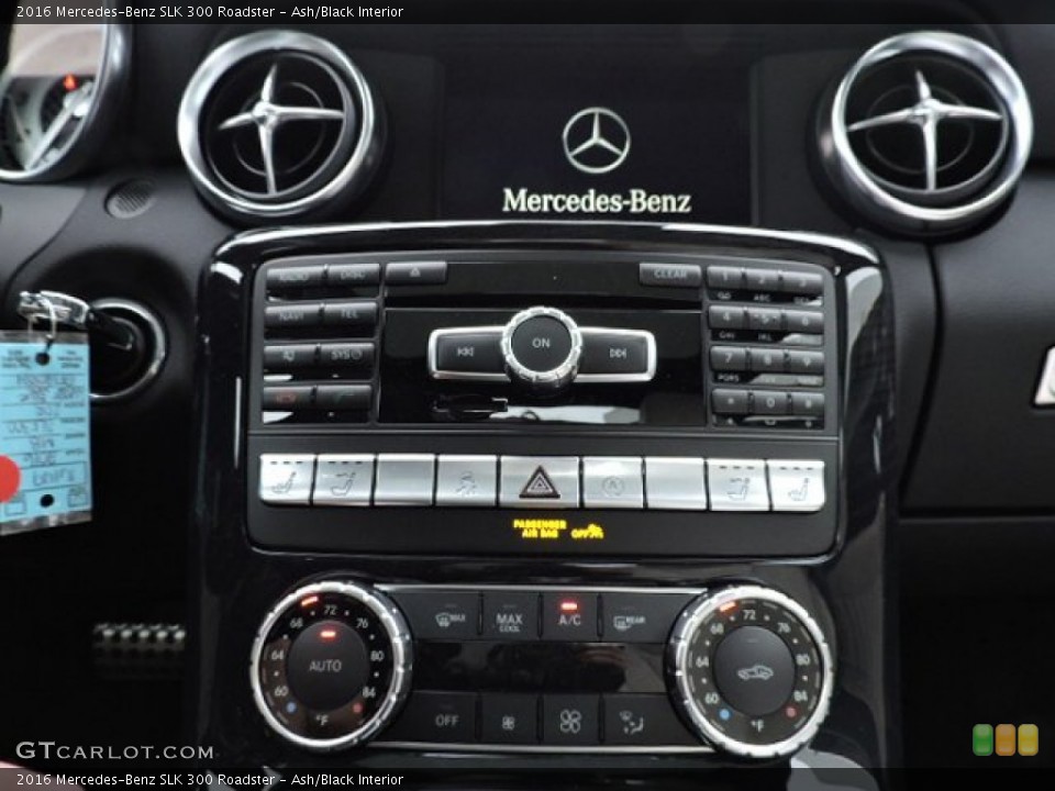 Ash/Black Interior Controls for the 2016 Mercedes-Benz SLK 300 Roadster #109613924