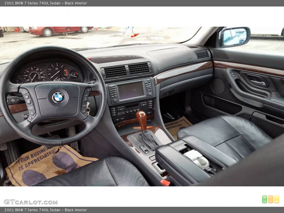 Black Interior Photo for the 2001 BMW 7 Series 740iL Sedan #109659084