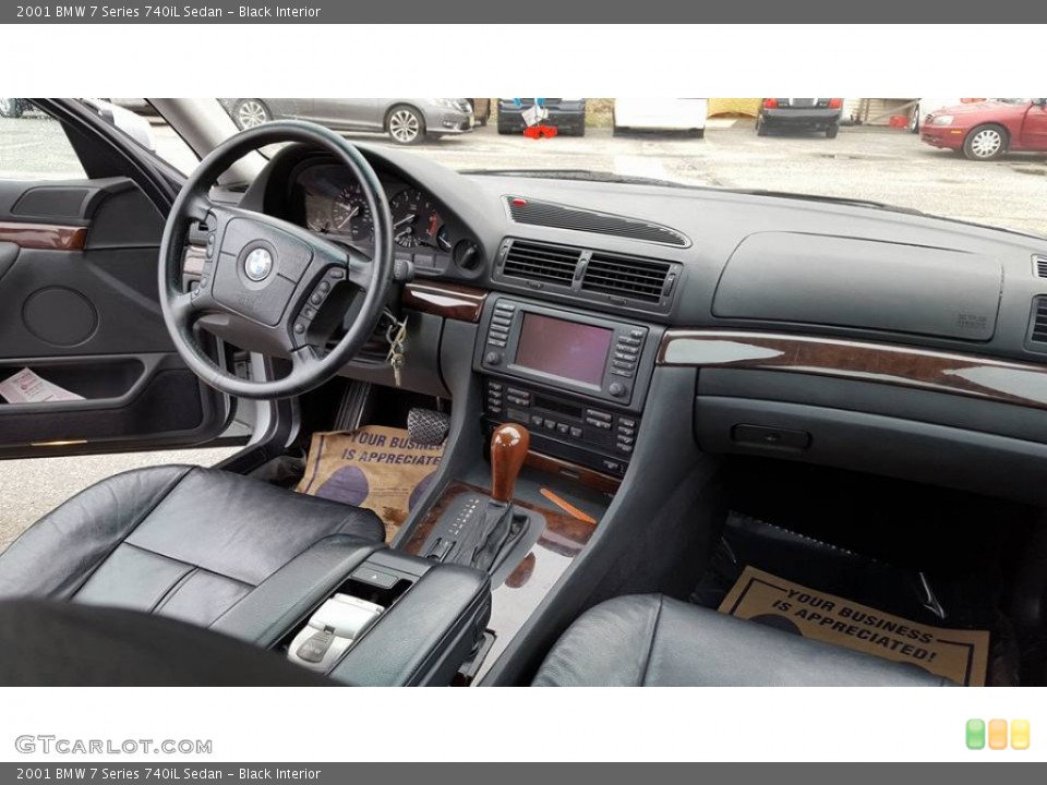 Black Interior Dashboard for the 2001 BMW 7 Series 740iL Sedan #109659111