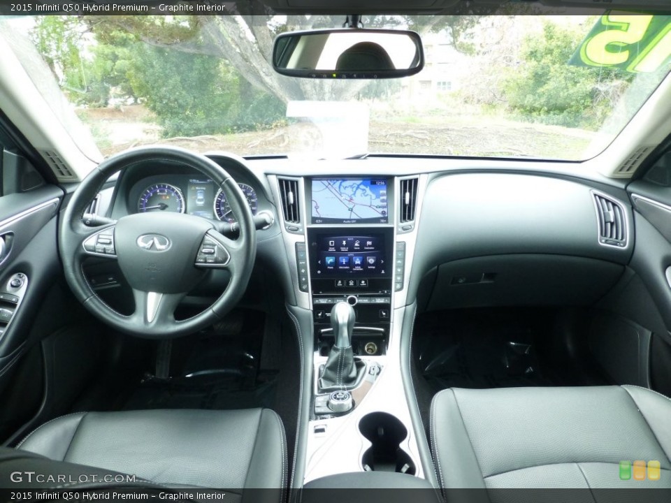 Graphite Interior Photo for the 2015 Infiniti Q50 Hybrid Premium #109698588