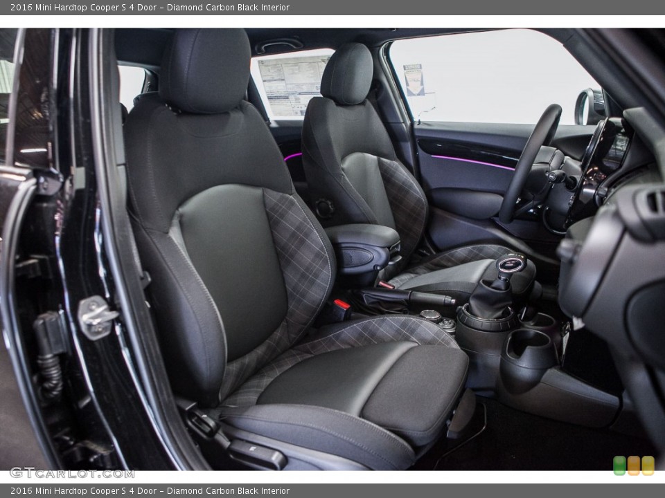 Diamond Carbon Black Interior Photo for the 2016 Mini Hardtop Cooper S 4 Door #109713192