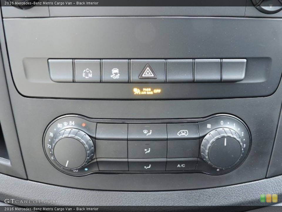 Black Interior Controls for the 2016 Mercedes-Benz Metris Cargo Van #109818090