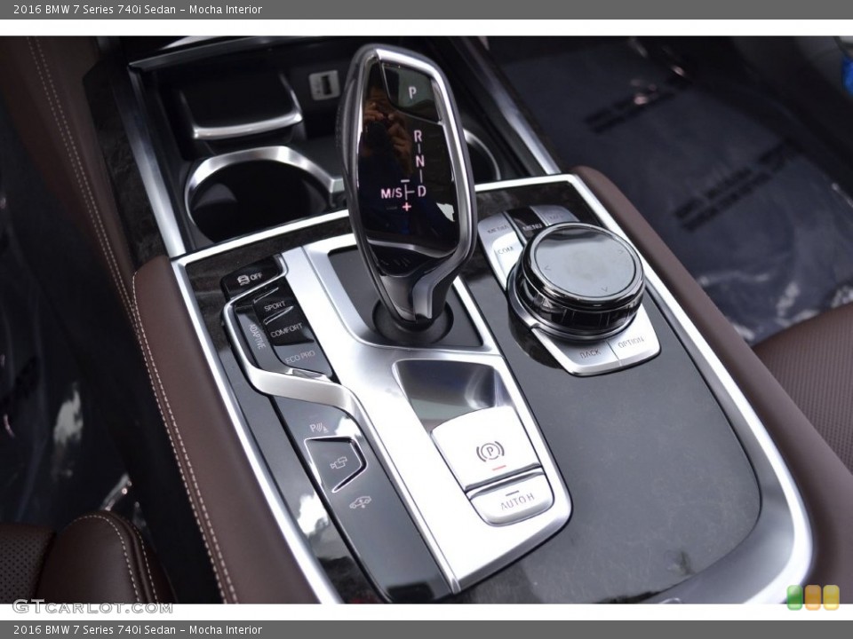 Mocha Interior Transmission for the 2016 BMW 7 Series 740i Sedan #109826748