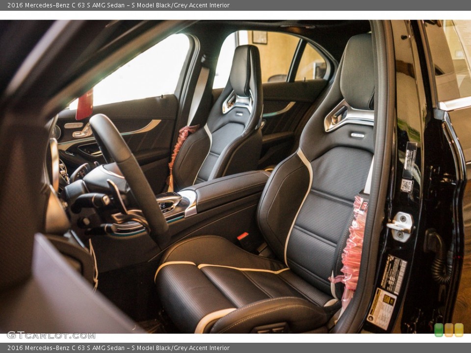 S Model Black/Grey Accent Interior Photo for the 2016 Mercedes-Benz C 63 S AMG Sedan #109987533