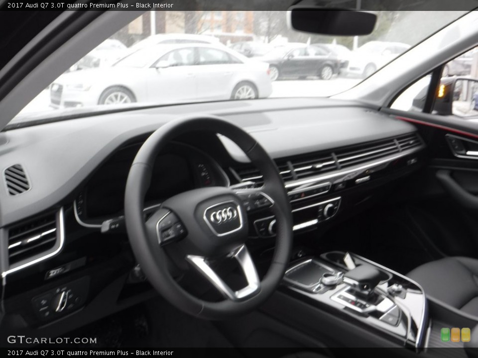 Black Interior Dashboard for the 2017 Audi Q7 3.0T quattro Premium Plus #110228621