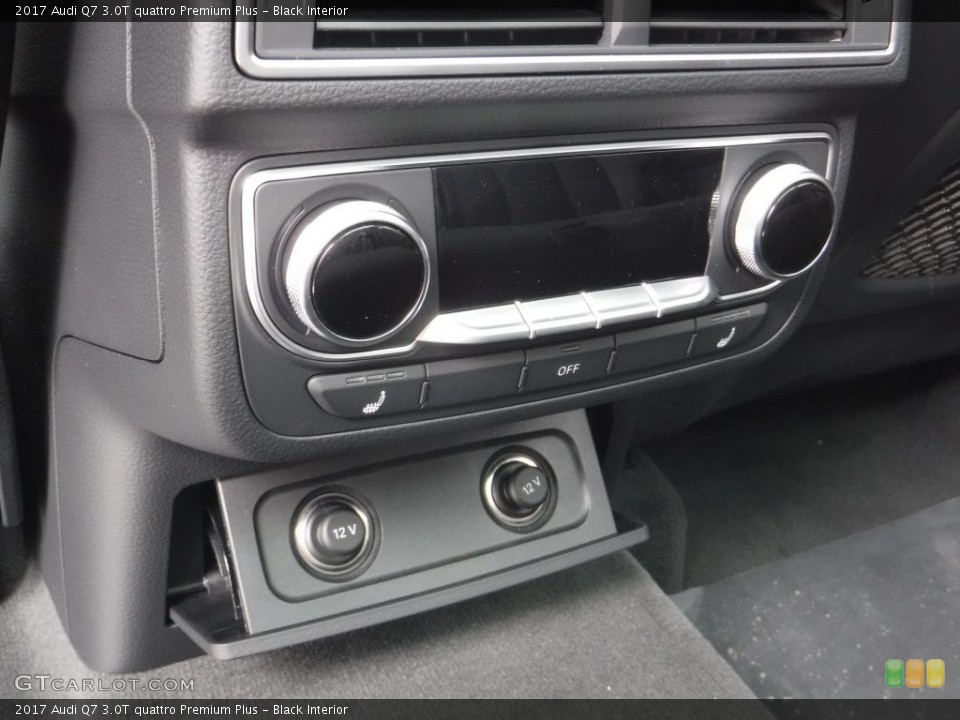Black Interior Controls for the 2017 Audi Q7 3.0T quattro Premium Plus #110228945