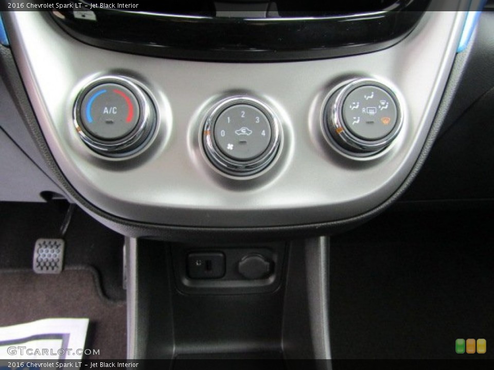 Jet Black Interior Controls for the 2016 Chevrolet Spark LT #110237960